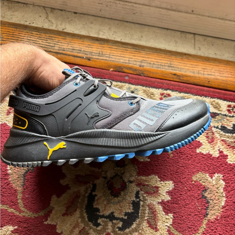 Puma Men's Gray and Yellow Athletic Shoes